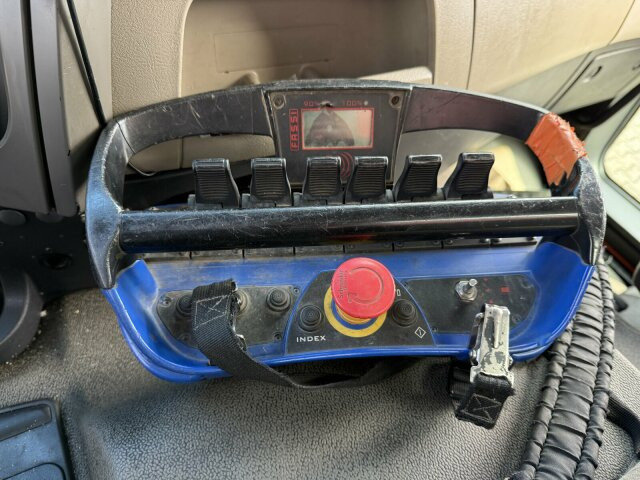 Renault Premium Lander Pritsche mit Kran FASSI - Автоманипулятор, Грузовик бортовой/ Платформа: фото 2 Renault Premium Lander Pritsche mit Kran FASSI - Автоманипулятор, Грузовик бортовой/ Платформа: фото 2