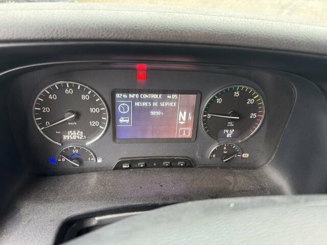 Mercedes-Benz Actros 1846 4x2 Euro 5 Retarder Kipphydraulik - Тягач: фото 3 Mercedes-Benz Actros 1846 4x2 Euro 5 Retarder Kipphydraulik - Тягач: фото 3