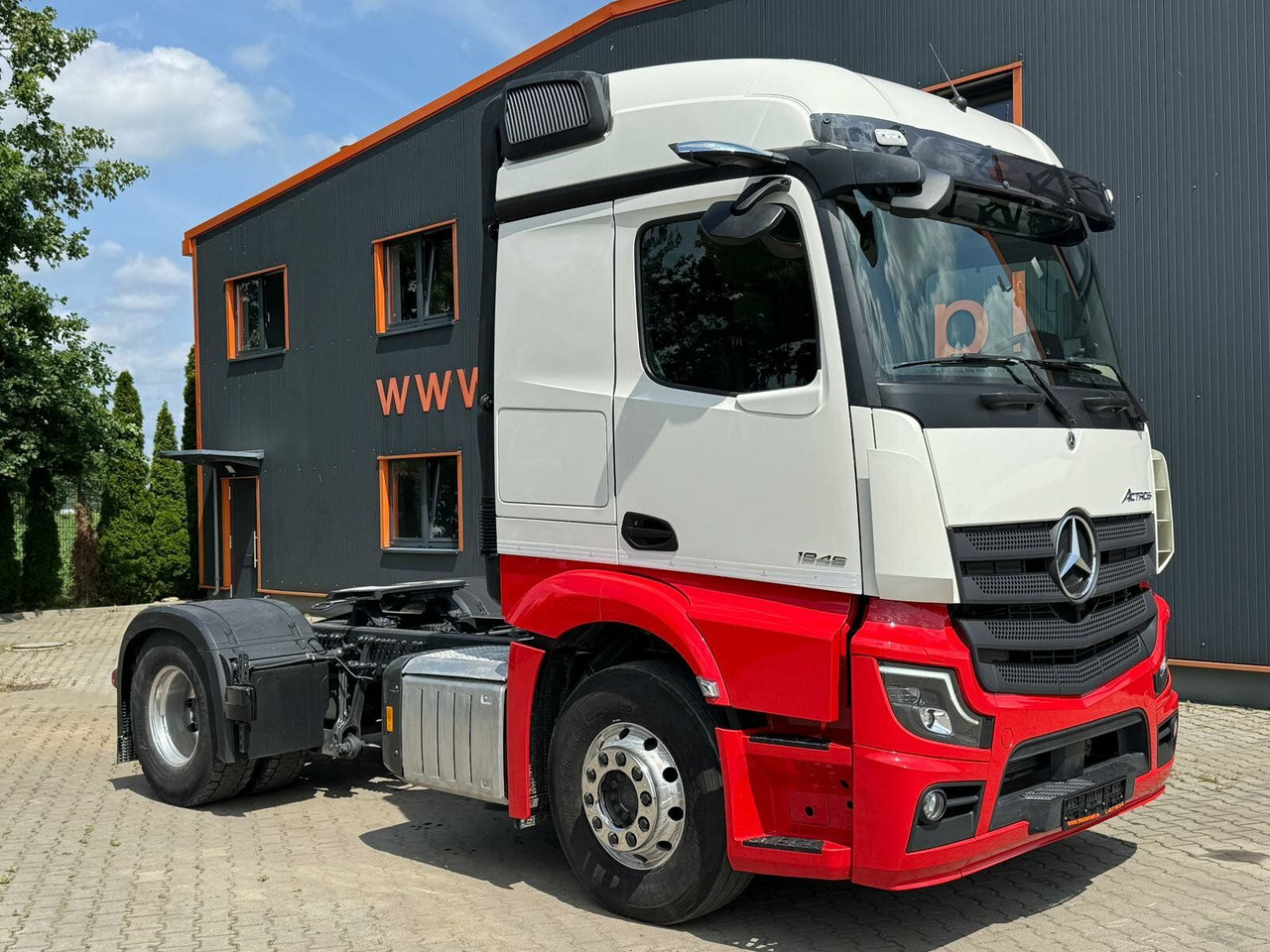 Mercedes-Benz Actros 1846 Euro 6 SZM Retarder - Тягач: фото 1 Mercedes-Benz Actros 1846 Euro 6 SZM Retarder - Тягач: фото 1