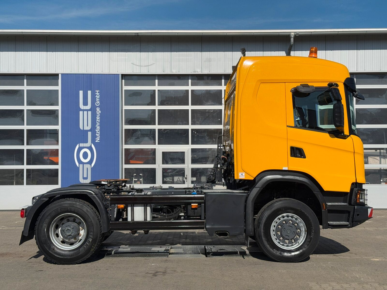 Scania G450 XT 4x4 Euro 6 SZM Kipphydraulik Blatt/ Luft - Тягач: фото 2 Scania G450 XT 4x4 Euro 6 SZM Kipphydraulik Blatt/ Luft - Тягач: фото 2
