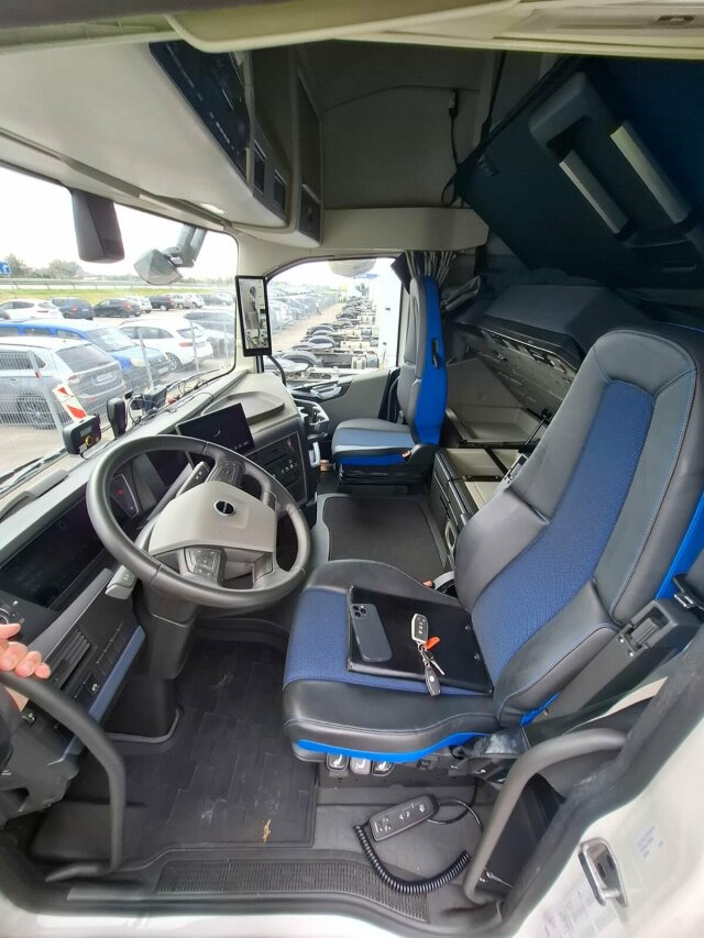 Volvo FH500 Aero I-Save 4x2 Euro6 - Тягач: фото 5 Volvo FH500 Aero I-Save 4x2 Euro6 - Тягач: фото 5