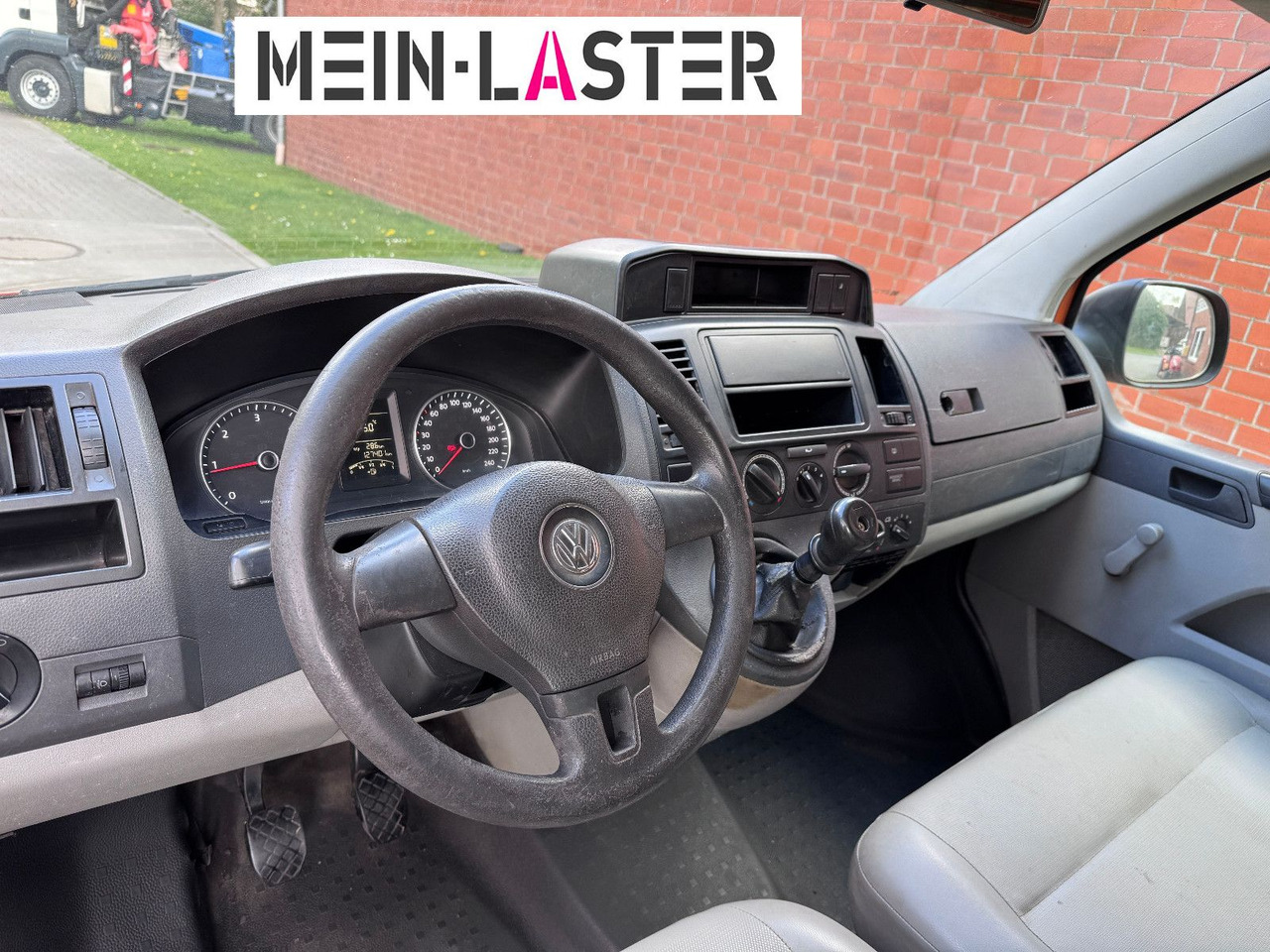 Пассажирский фургон Volkswagen T5 2.0 tdi Bus   9 Sitzer: фото 10