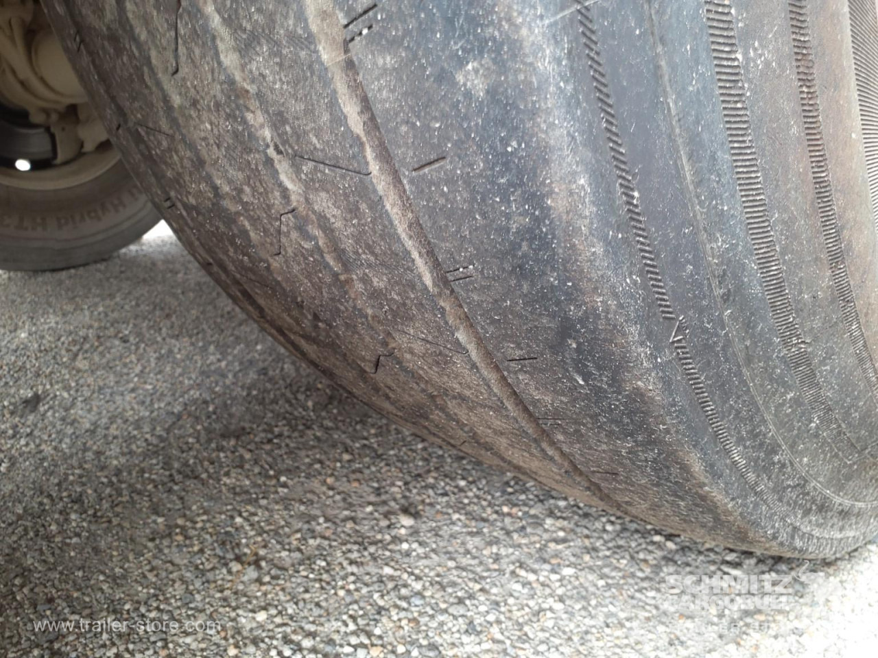 SCHMITZ Tipper Steel half pipe body 26m³ - Самосвальный полуприцеп: фото 5 SCHMITZ Tipper Steel half pipe body 26m³ - Самосвальный полуприцеп: фото 5