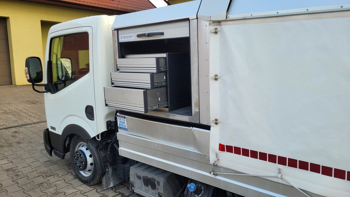 Ассенизатор Nissan Cabstar 35.13 Defco Combi 3.5t Dietmar Kaiser: фото 44 Ассенизатор Nissan Cabstar 35.13 Defco Combi 3.5t Dietmar Kaiser: фото 44