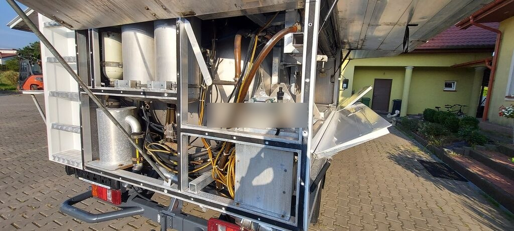 Грузовик-цистерна Для транспортировки топлива Volkswagen LT55 HOLZMANN Inox: фото 21 Грузовик-цистерна Для транспортировки топлива Volkswagen LT55 HOLZMANN Inox: фото 21