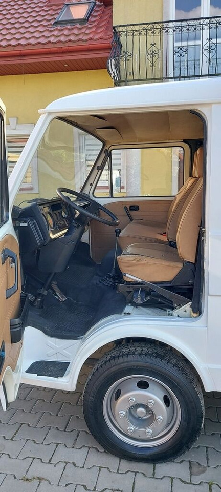 Грузовик-цистерна Для транспортировки топлива Volkswagen LT55 HOLZMANN Inox: фото 40 Грузовик-цистерна Для транспортировки топлива Volkswagen LT55 HOLZMANN Inox: фото 40