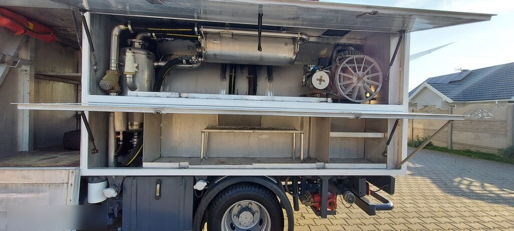 Грузовик-цистерна Для транспортировки топлива Volkswagen LT55 HOLZMANN Inox: фото 13 Грузовик-цистерна Для транспортировки топлива Volkswagen LT55 HOLZMANN Inox: фото 13