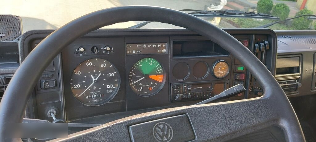 Грузовик-цистерна Для транспортировки топлива Volkswagen LT55 HOLZMANN Inox: фото 43 Грузовик-цистерна Для транспортировки топлива Volkswagen LT55 HOLZMANN Inox: фото 43