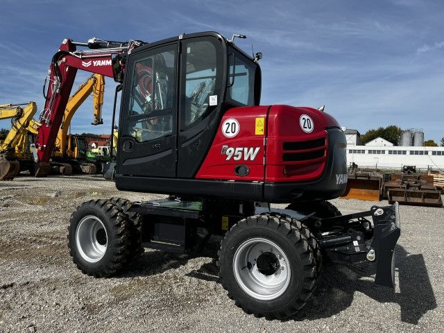 Yanmar B 95W - Колёсный экскаватор: фото 4 Yanmar B 95W - Колёсный экскаватор: фото 4