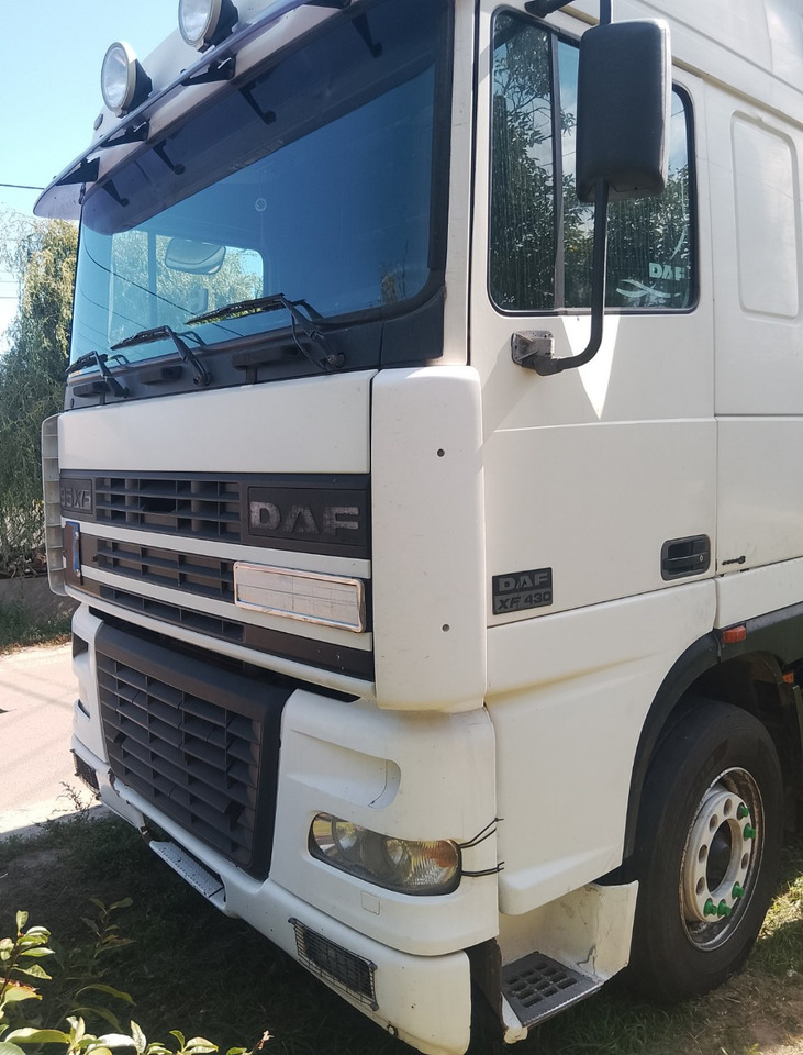 DAF XF95.430 - Тентованный грузовик: фото 3 DAF XF95.430 - Тентованный грузовик: фото 3