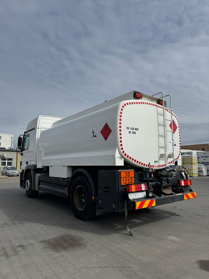 MERCEDES-BENZ Actros 1844 - Грузовик-цистерна: фото 2 MERCEDES-BENZ Actros 1844 - Грузовик-цистерна: фото 2