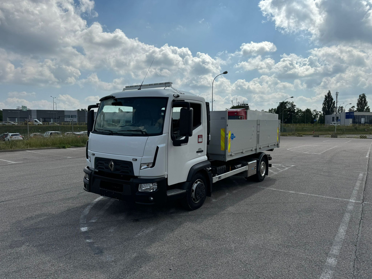 RENAULT D7,5 - Крюковой мультилифт: фото 4 RENAULT D7,5 - Крюковой мультилифт: фото 4