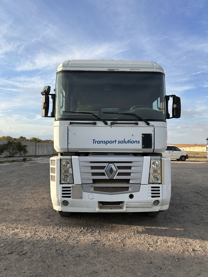 RENAULT Magnum 440 | ID1641S - Тягач: фото 2 RENAULT Magnum 440 | ID1641S - Тягач: фото 2