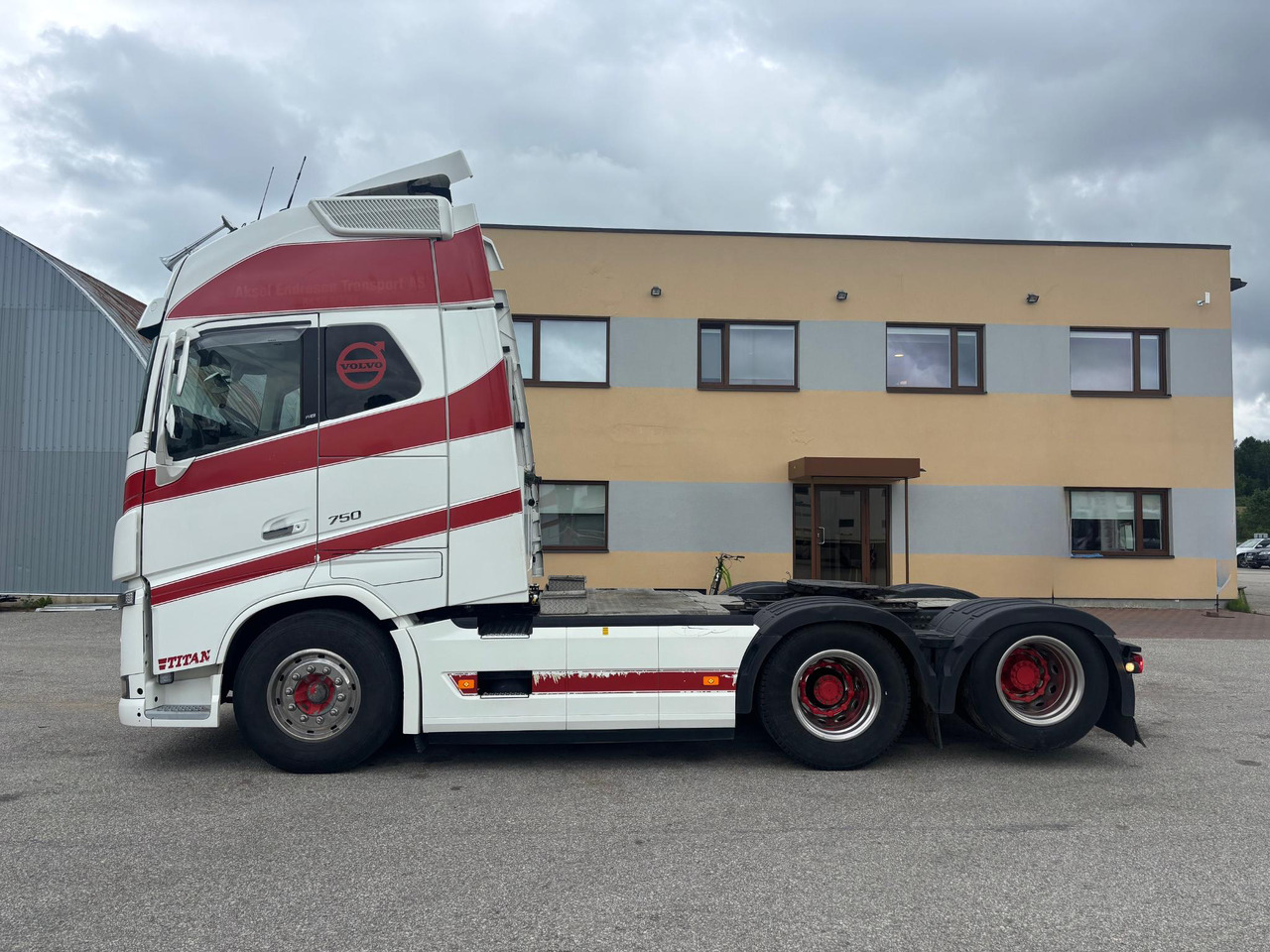 VOLVO FH16.750 - Тягач: фото 4 VOLVO FH16.750 - Тягач: фото 4
