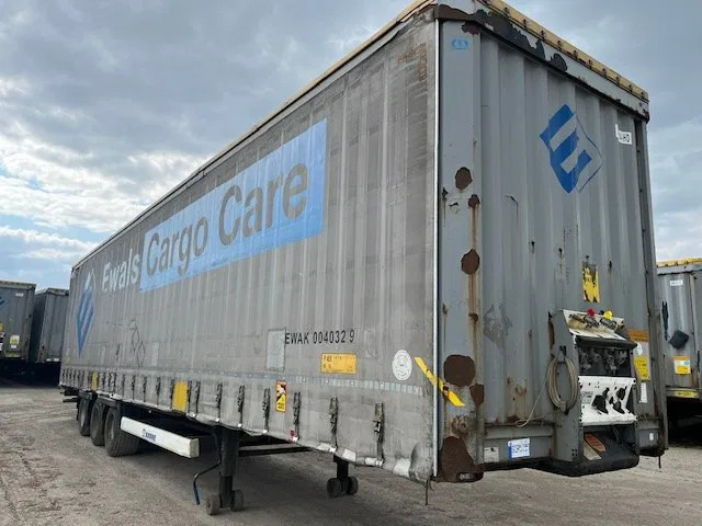 Krone 2x 2014 XL KRONE MEGA P400 HUCKEPACK - Полуприцеп-фургон: фото 1 Krone 2x 2014 XL KRONE MEGA P400 HUCKEPACK - Полуприцеп-фургон: фото 1