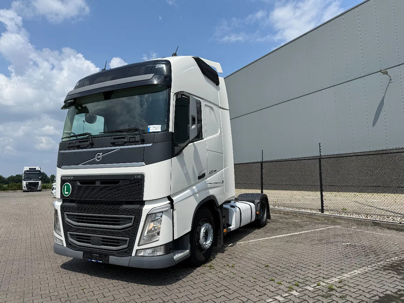 Volvo FH 13.420 FH420 XL cab / 4 units available - Тягач: фото 2 Volvo FH 13.420 FH420 XL cab / 4 units available - Тягач: фото 2