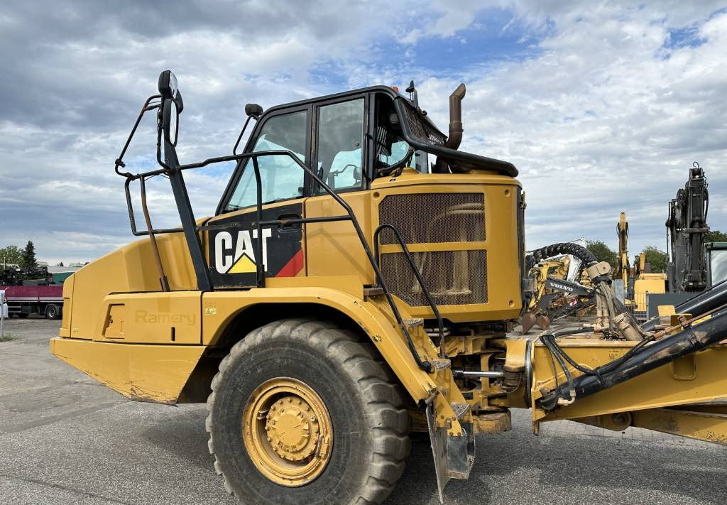 CAT 730 C Auto lubrication + Klima CE + EPA  в лизинг CAT 730 C Auto lubrication + Klima CE + EPA: фото 39