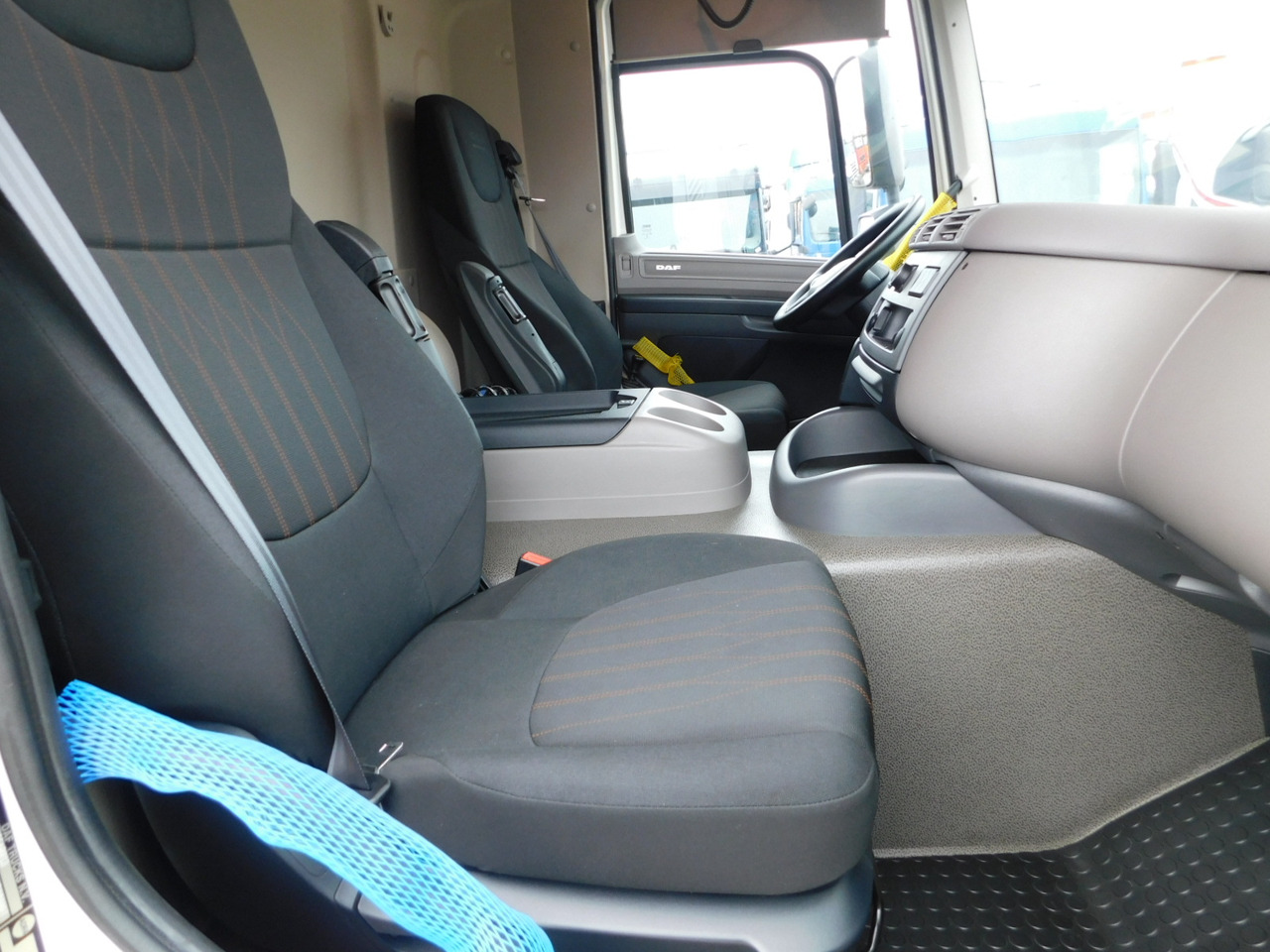 Daf Cf 450 fad - Самосвал: фото 5 Daf Cf 450 fad - Самосвал: фото 5