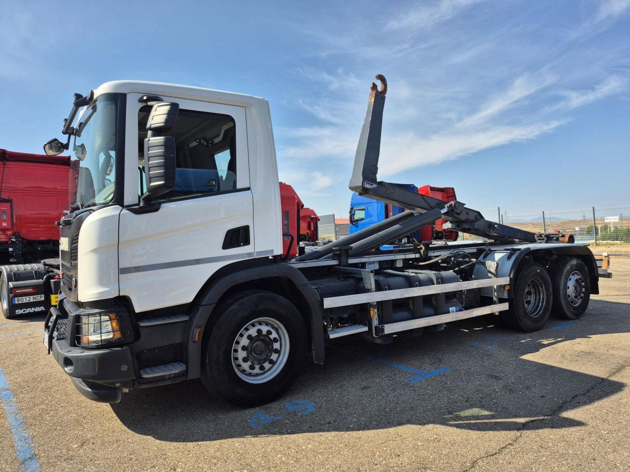 Scania P 340 - Тягач: фото 2 Scania P 340 - Тягач: фото 2
