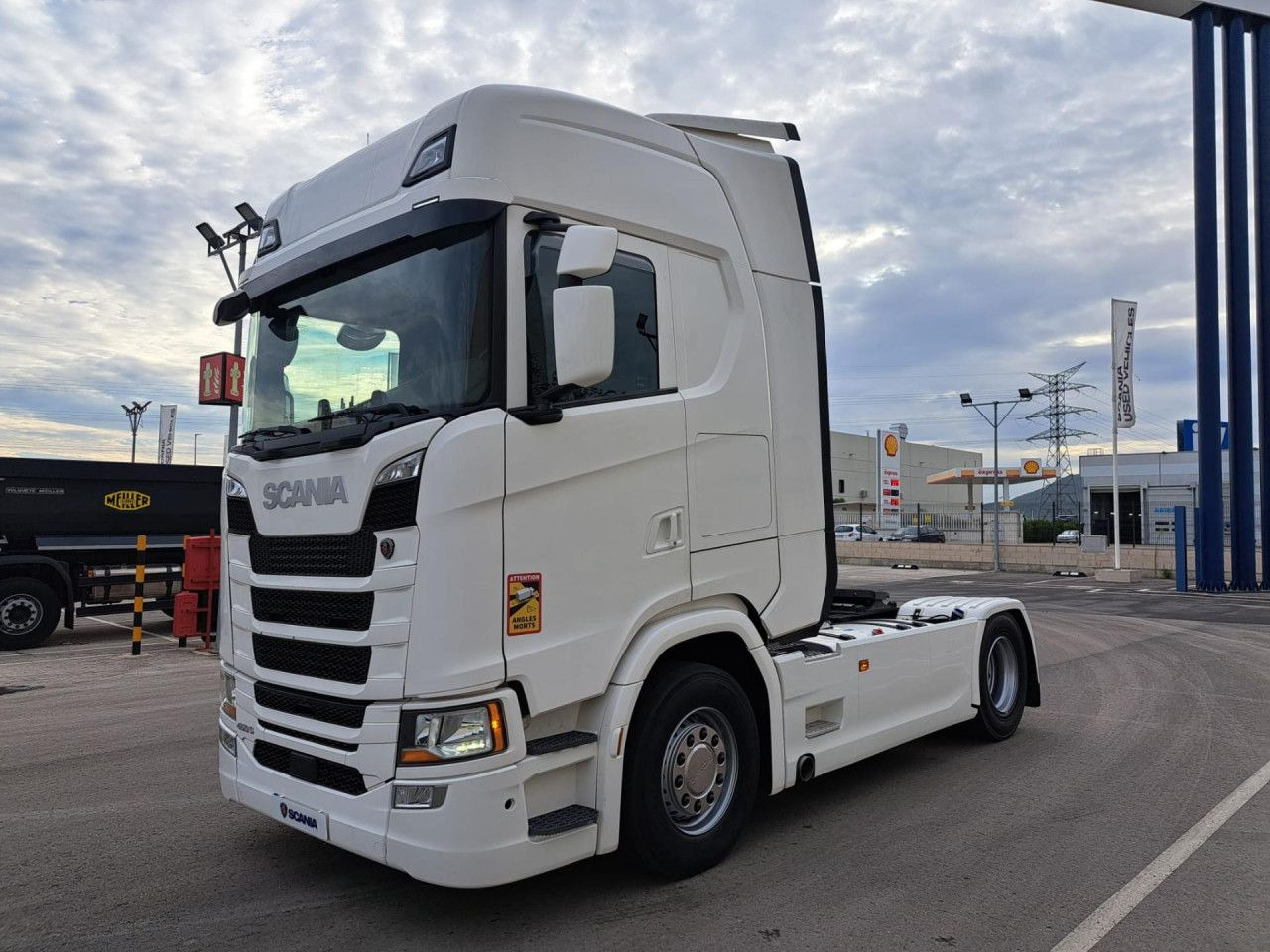 Scania - Тягач: фото 1 Scania - Тягач: фото 1