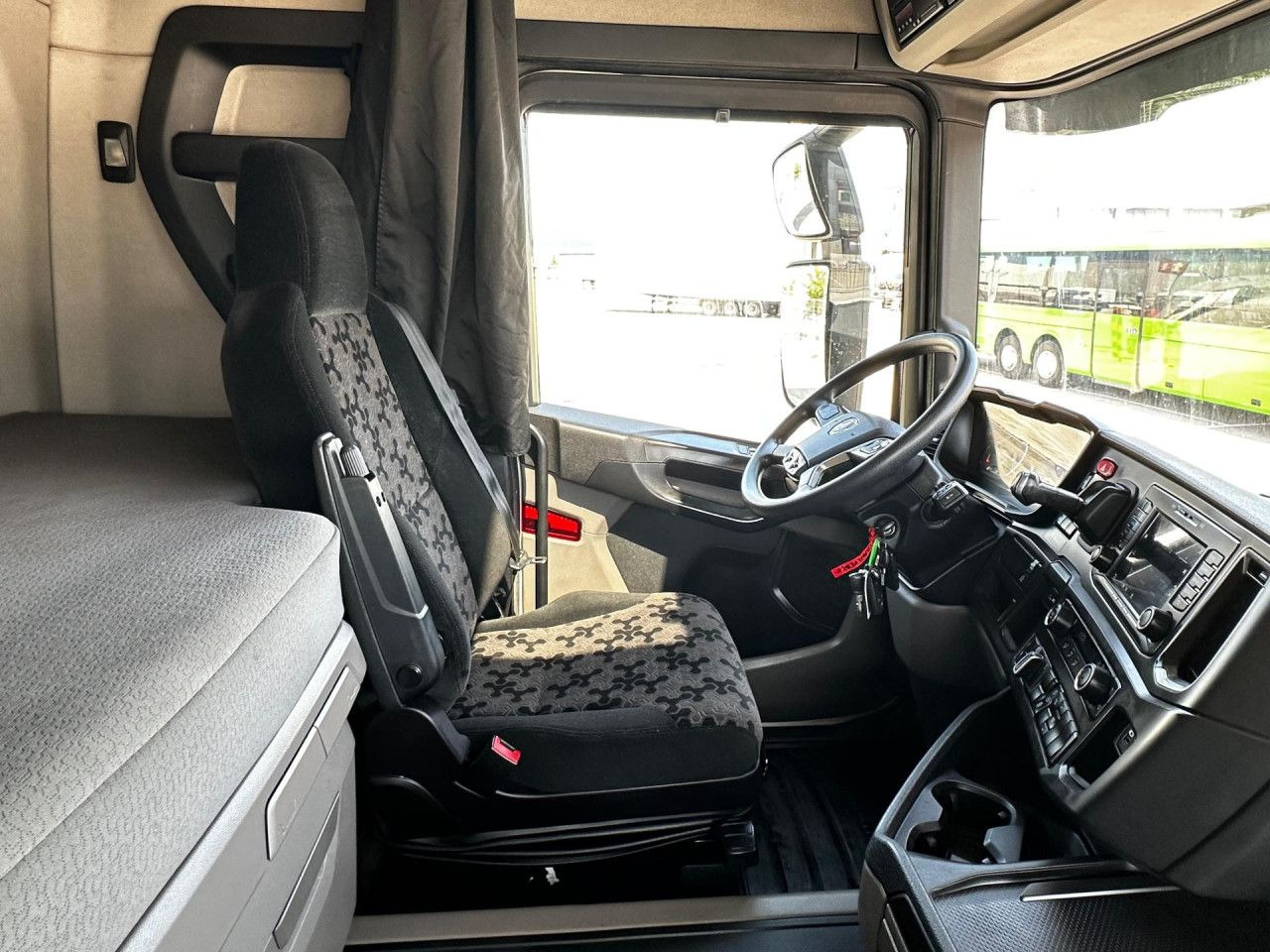 Scania R 450 - Тягач: фото 5 Scania R 450 - Тягач: фото 5