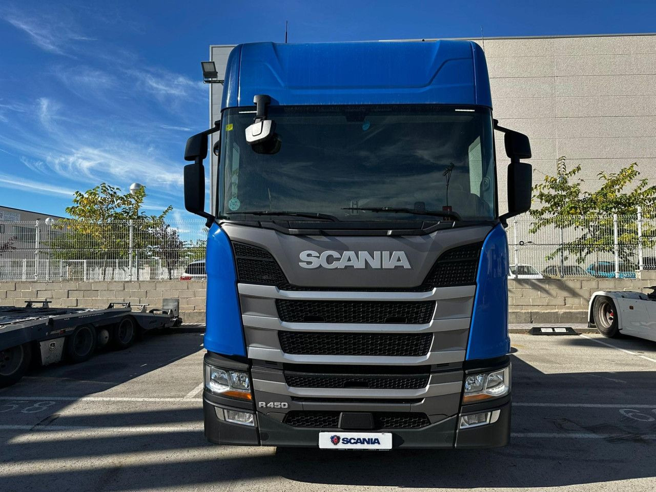 Scania R450 - Тягач: фото 1 Scania R450 - Тягач: фото 1
