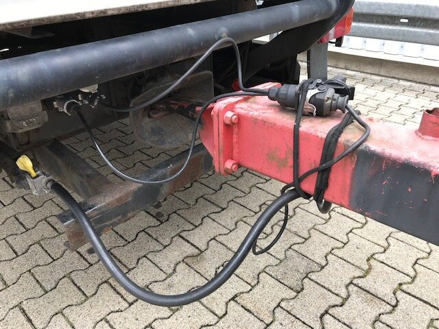 EAL-TA-F EAL-TA-F - Тентованный прицеп: фото 3 EAL-TA-F EAL-TA-F - Тентованный прицеп: фото 3