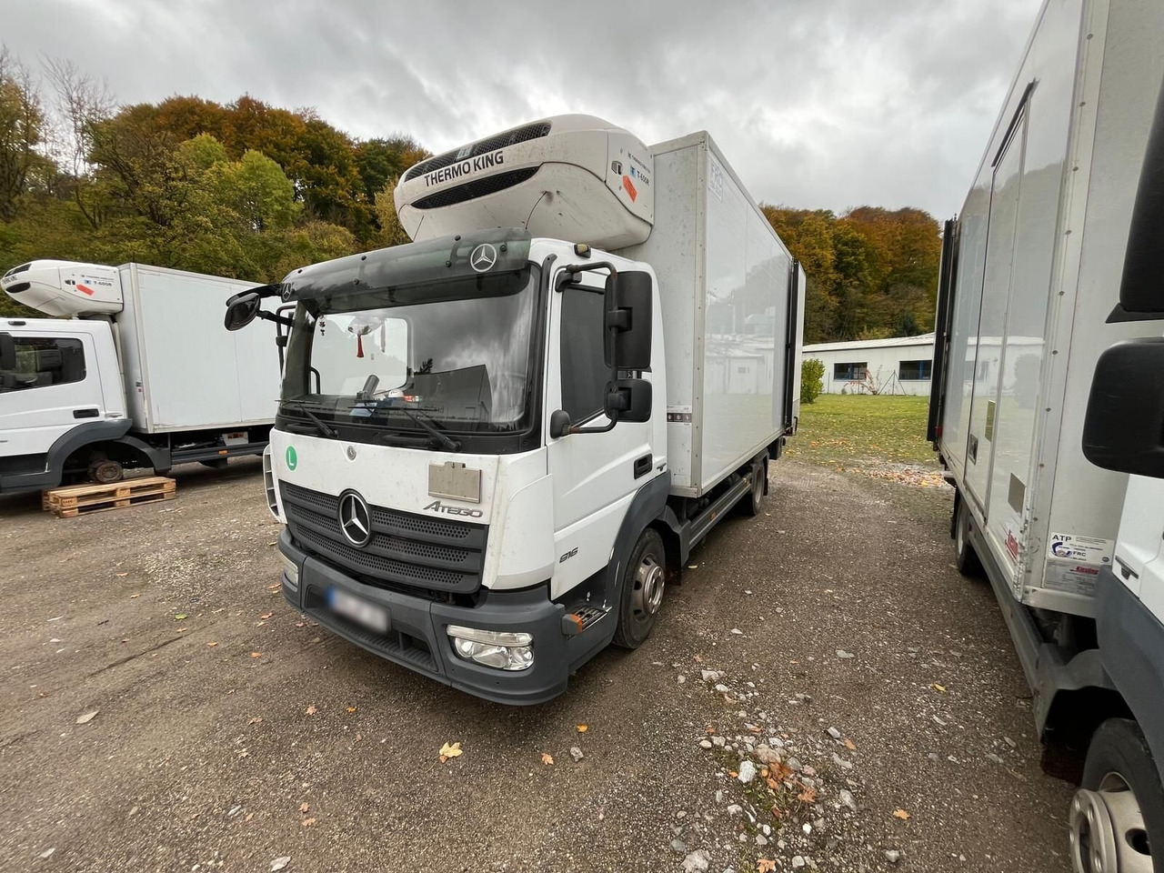 Mercedes-Benz Atego 816 4x2 Atego 816 4x2, Kühlkoffer, Trennwand, ThermoKing, LBW Sörensen - Грузовик: фото 1 Mercedes-Benz Atego 816 4x2 Atego 816 4x2, Kühlkoffer, Trennwand, ThermoKing, LBW Sörensen - Грузовик: фото 1