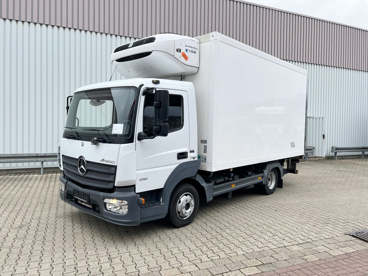 Mercedes-Benz Atego 816 L 4x2 Atego 816 L 4x2, Kühlkoffer, ThermoKing, LBW BÄR - Грузовик: фото 1 Mercedes-Benz Atego 816 L 4x2 Atego 816 L 4x2, Kühlkoffer, ThermoKing, LBW BÄR - Грузовик: фото 1