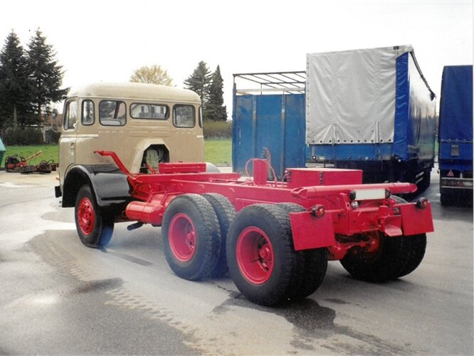 HENSCHEL HS 20 TS 6x4 HENSCHEL HS 20 TS 6x4 - Самосвал: фото 3 HENSCHEL HS 20 TS 6x4 HENSCHEL HS 20 TS 6x4 - Самосвал: фото 3