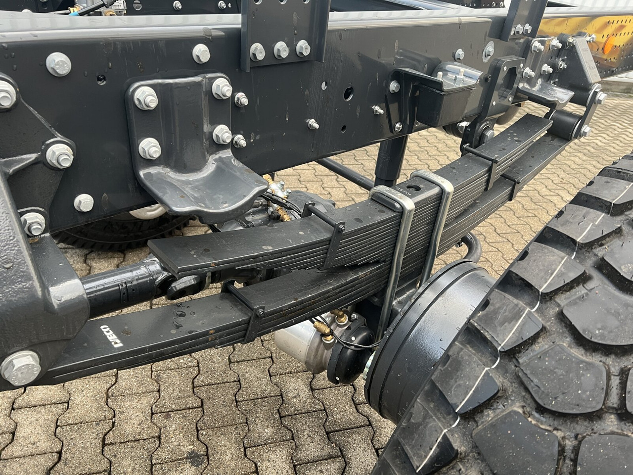 Iveco EuroCargo ML150E24 WS 4x4 EuroCargo ML150E24 WS 4x4, Euro3, mehrfach Vorhanden! - Грузовик-шасси: фото 4 Iveco EuroCargo ML150E24 WS 4x4 EuroCargo ML150E24 WS 4x4, Euro3, mehrfach Vorhanden! - Грузовик-шасси: фото 4