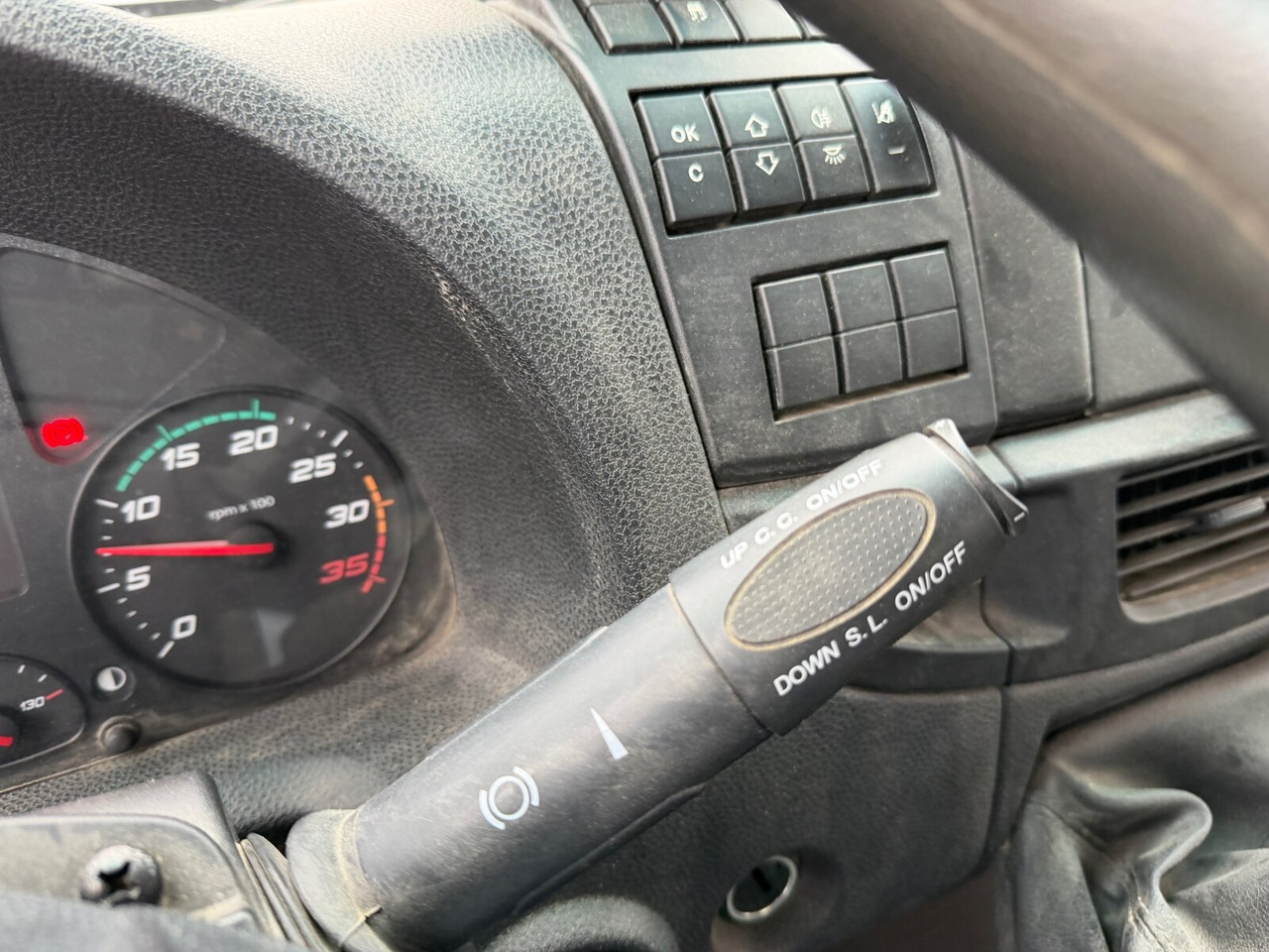 Iveco EuroCargo ML80E21 K 4x2 EuroCargo ML80E21 K 4x2, 2x AHK - Самосвал: фото 5 Iveco EuroCargo ML80E21 K 4x2 EuroCargo ML80E21 K 4x2, 2x AHK - Самосвал: фото 5