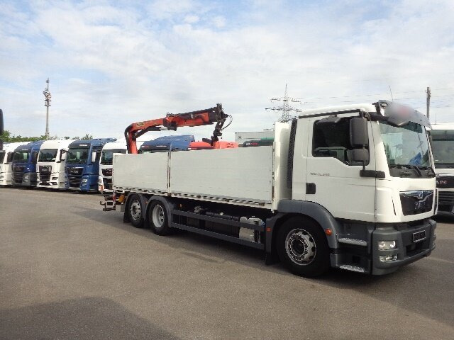 MAN TGM 26.340 6x2-4 LL TGM 26.340 6x2-4 LL,Lenk-Liftachse, Heckkran, Palfinger PK 11.001, faltbar, - Автоманипулятор, Грузовик бортовой/ Платформа: фото 1 MAN TGM 26.340 6x2-4 LL TGM 26.340 6x2-4 LL,Lenk-Liftachse, Heckkran, Palfinger PK 11.001, faltbar, - Автоманипулятор, Грузовик бортовой/ Платформа: фото 1