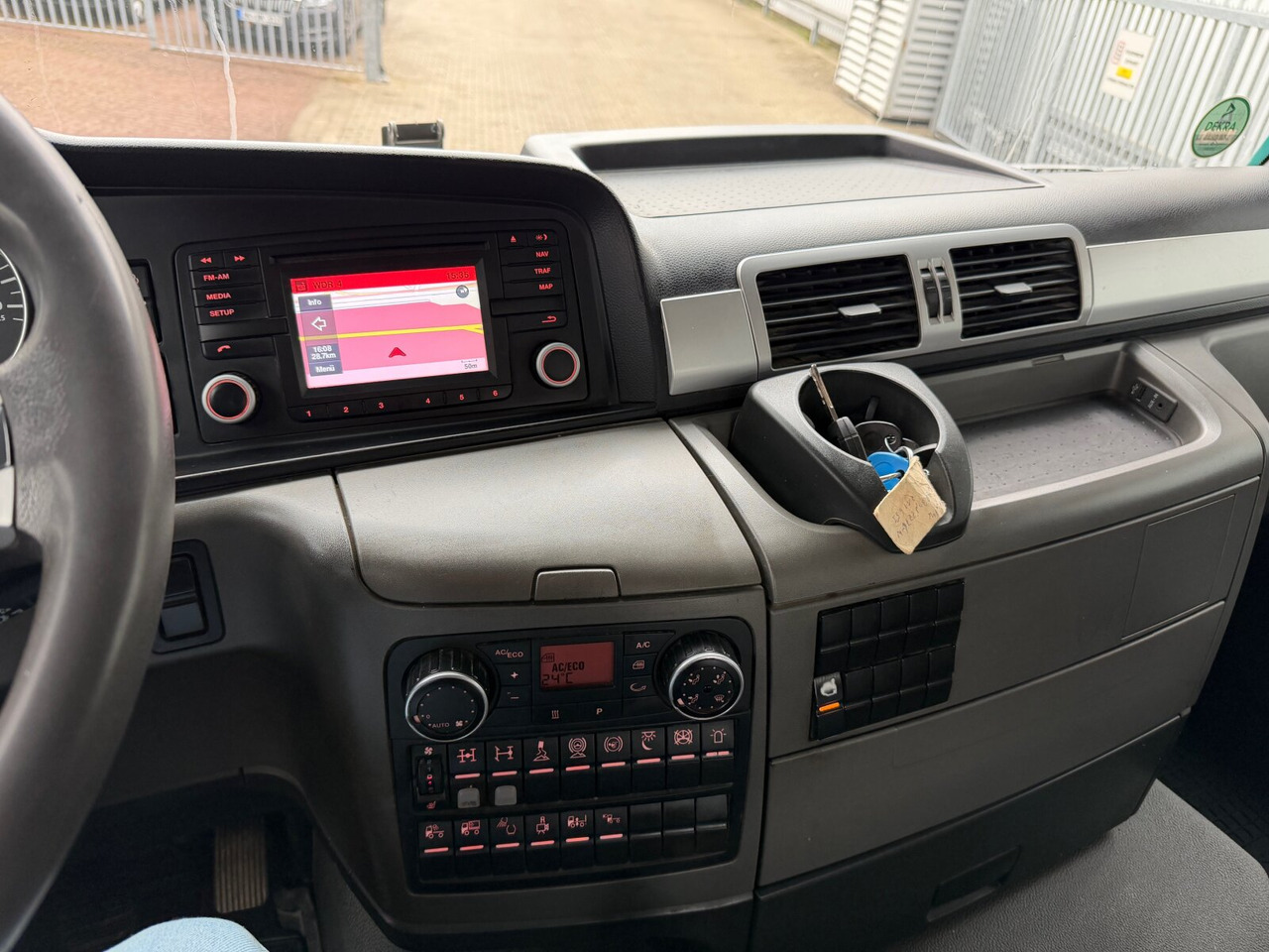 MAN TGS 26.480 6x4 BL TGS 26.480 6x4 BL, Motorabtrieb, Navi, Intarder, Hyva 20.60 S - Крюковой мультилифт: фото 5 MAN TGS 26.480 6x4 BL TGS 26.480 6x4 BL, Motorabtrieb, Navi, Intarder, Hyva 20.60 S - Крюковой мультилифт: фото 5