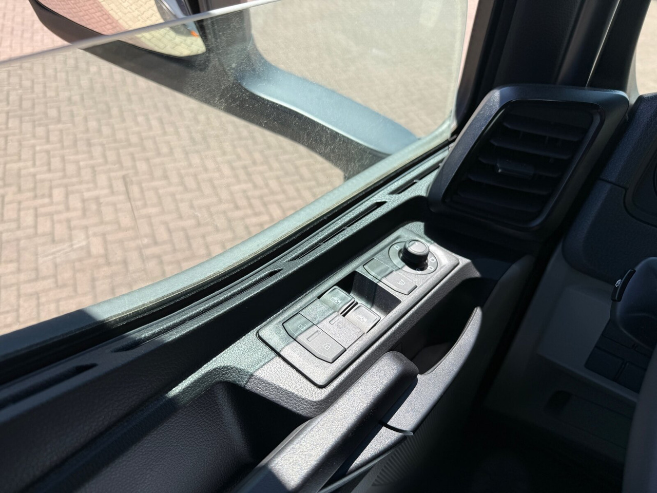 MAN TGS 35.470 8x4-4 BL TGS 35.470 8x4-4 BL, Lenk-/Liftachse, Navi, Motorabtrieb - Грузовик-шасси: фото 5 MAN TGS 35.470 8x4-4 BL TGS 35.470 8x4-4 BL, Lenk-/Liftachse, Navi, Motorabtrieb - Грузовик-шасси: фото 5