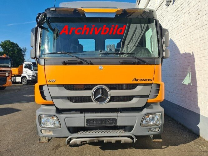 Mercedes-Benz Actros 2551 L 6x2 Actros 2551L/6x2, Lenk-Liftachse V 8 Motor - Грузовик-шасси: фото 2 Mercedes-Benz Actros 2551 L 6x2 Actros 2551L/6x2, Lenk-Liftachse V 8 Motor - Грузовик-шасси: фото 2