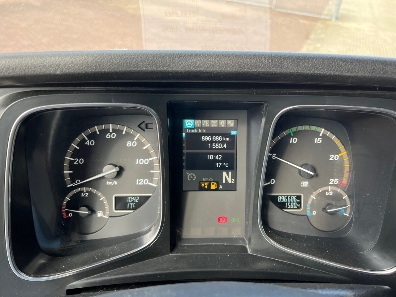 Mercedes-Benz Actros 3551 L 8x2/4 Actros 3551 L 8x2/4, Vorlauflenkachse, Doppelbereifte Nachlaufliftachse - Грузовик-шасси: фото 4 Mercedes-Benz Actros 3551 L 8x2/4 Actros 3551 L 8x2/4, Vorlauflenkachse, Doppelbereifte Nachlaufliftachse - Грузовик-шасси: фото 4