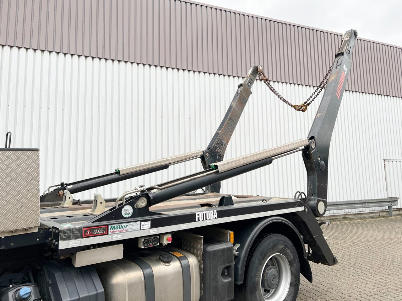 Mercedes-Benz Arocs 1830 K 4x2 Arocs 1830 K 4x2, Funk - Портальный бункеровоз: фото 2 Mercedes-Benz Arocs 1830 K 4x2 Arocs 1830 K 4x2, Funk - Портальный бункеровоз: фото 2