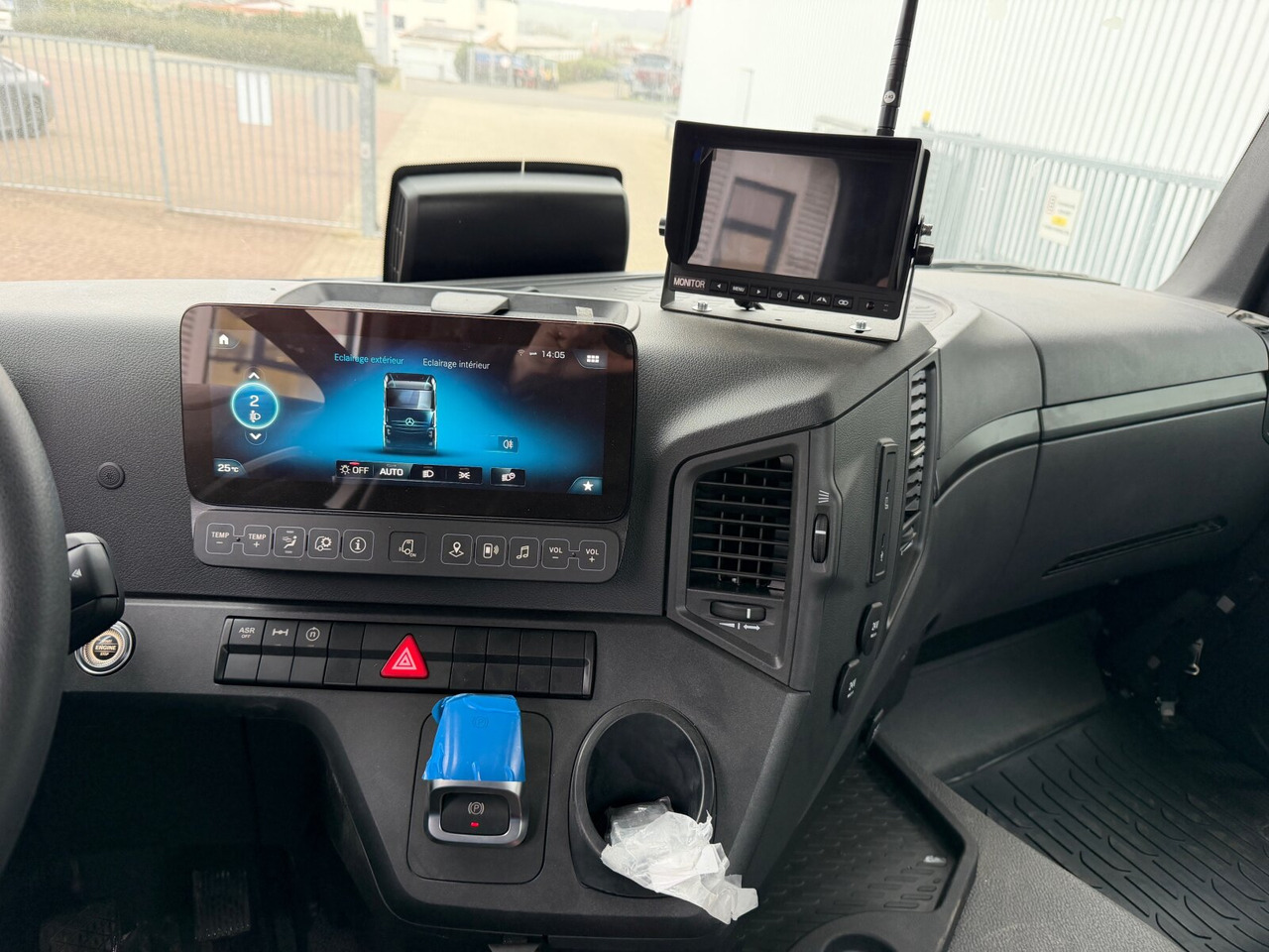 Mercedes-Benz Arocs 1840 K 4x2 Arocs 1840 K 4x2, MultimediaCockpit, 2x Nebenantrieb, NMV & Motorabtrieb - Грузовик-шасси: фото 4 Mercedes-Benz Arocs 1840 K 4x2 Arocs 1840 K 4x2, MultimediaCockpit, 2x Nebenantrieb, NMV & Motorabtrieb - Грузовик-шасси: фото 4