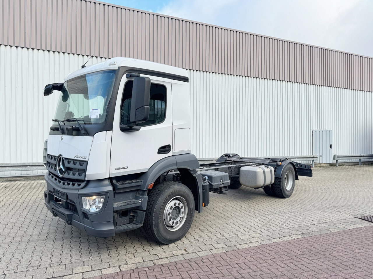 Mercedes-Benz Arocs 1840 L 4x2 Arocs 1840 L 4x2, MultimediaCockpit, Navi - Грузовик-шасси: фото 1 Mercedes-Benz Arocs 1840 L 4x2 Arocs 1840 L 4x2, MultimediaCockpit, Navi - Грузовик-шасси: фото 1