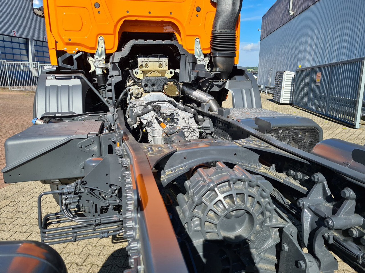 Mercedes-Benz Arocs 2033 A 4x4 Arocs 2033 A 4x4, Grounder, Motorabtrieb - Грузовик-шасси: фото 2 Mercedes-Benz Arocs 2033 A 4x4 Arocs 2033 A 4x4, Grounder, Motorabtrieb - Грузовик-шасси: фото 2