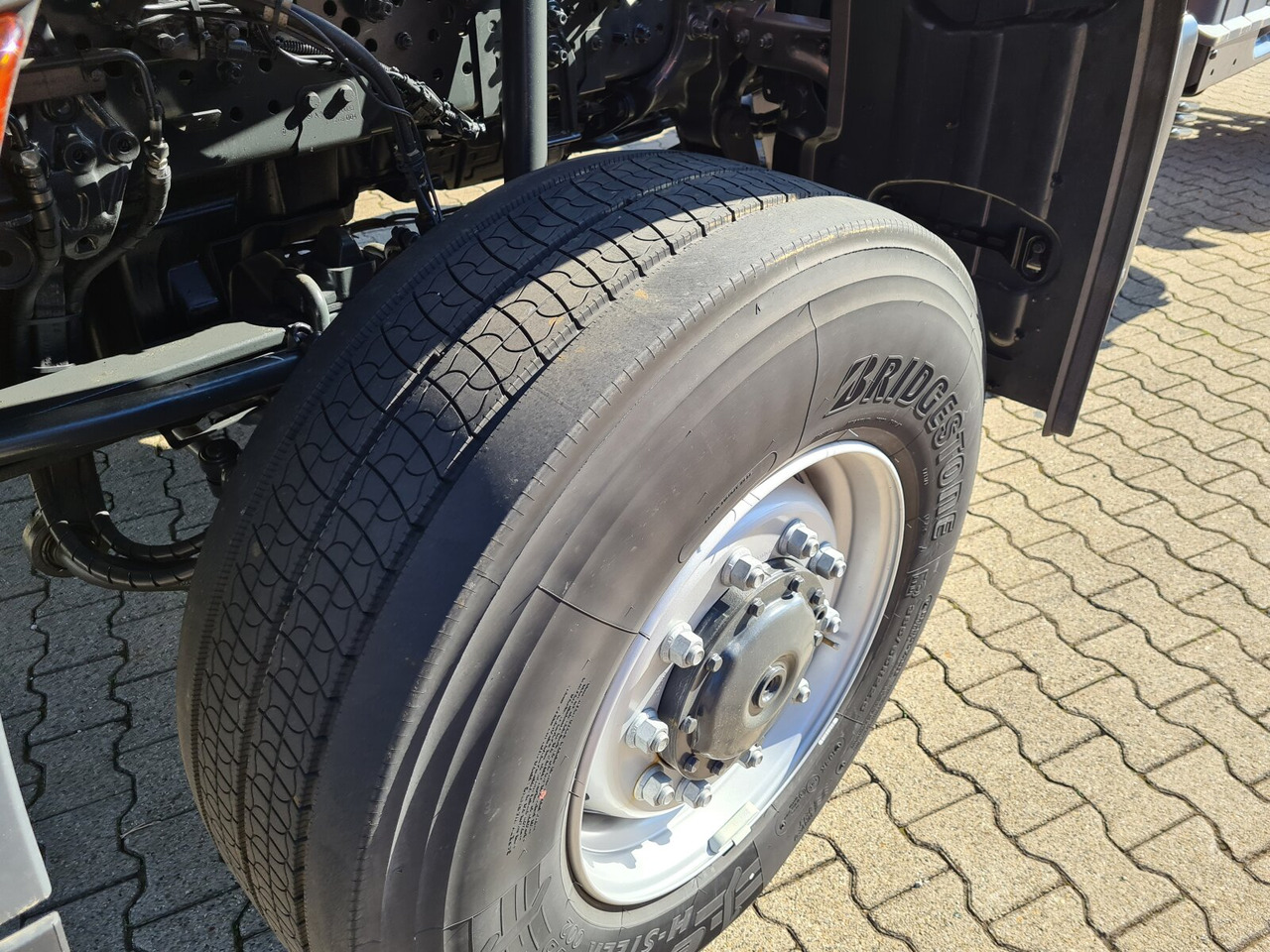 Mercedes-Benz Arocs 2033 A 4x4 Arocs 2033 A 4x4, Grounder, Motorabtrieb - Грузовик-шасси: фото 4 Mercedes-Benz Arocs 2033 A 4x4 Arocs 2033 A 4x4, Grounder, Motorabtrieb - Грузовик-шасси: фото 4