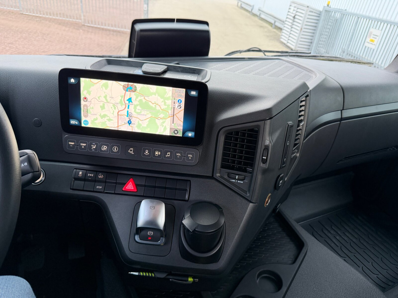 Mercedes-Benz Arocs 2542 L 6x2/4 Arocs 2542/45 L 6x2/4, Vorlauflenk-/liftachse, Navi, MultimediaCockpit - Портальный бункеровоз: фото 4 Mercedes-Benz Arocs 2542 L 6x2/4 Arocs 2542/45 L 6x2/4, Vorlauflenk-/liftachse, Navi, MultimediaCockpit - Портальный бункеровоз: фото 4