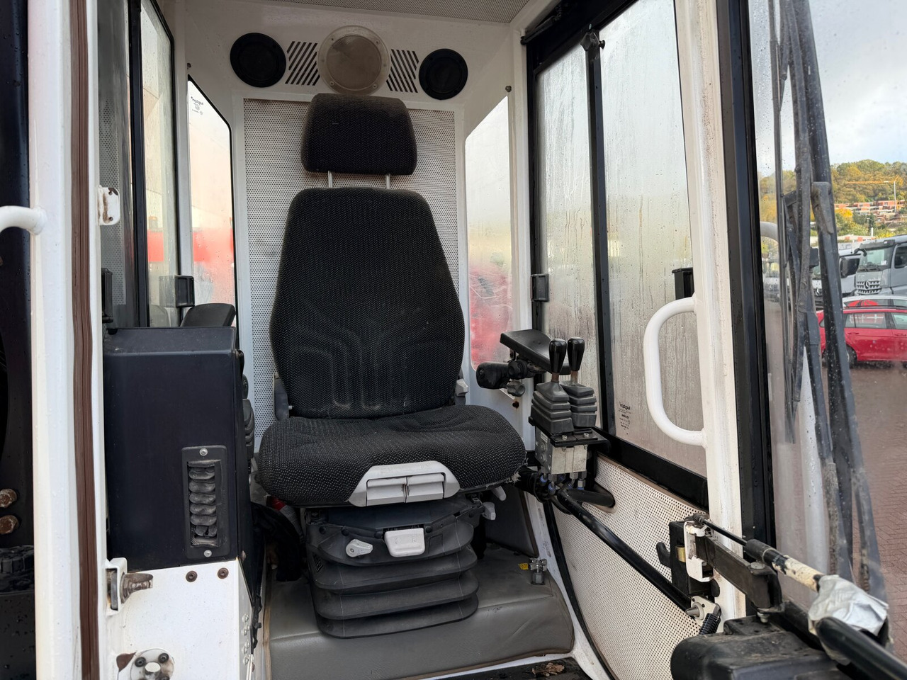 Mercedes-Benz Arocs 2648 6x4 Arocs 2648 6x4 mit Heckkran Epsilon M12Z83, Krankabine - Лесовоз, Автоманипулятор: фото 3 Mercedes-Benz Arocs 2648 6x4 Arocs 2648 6x4 mit Heckkran Epsilon M12Z83, Krankabine - Лесовоз, Автоманипулятор: фото 3