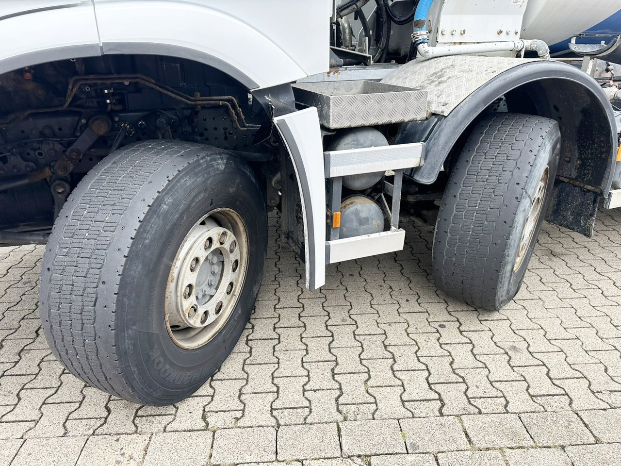 Автобетоносмеситель Mercedes-Benz Arocs 3251 8x4/4 Arocs 3251 8x4/4, Betonmischer Liebherr ca. 9m³: фото 15