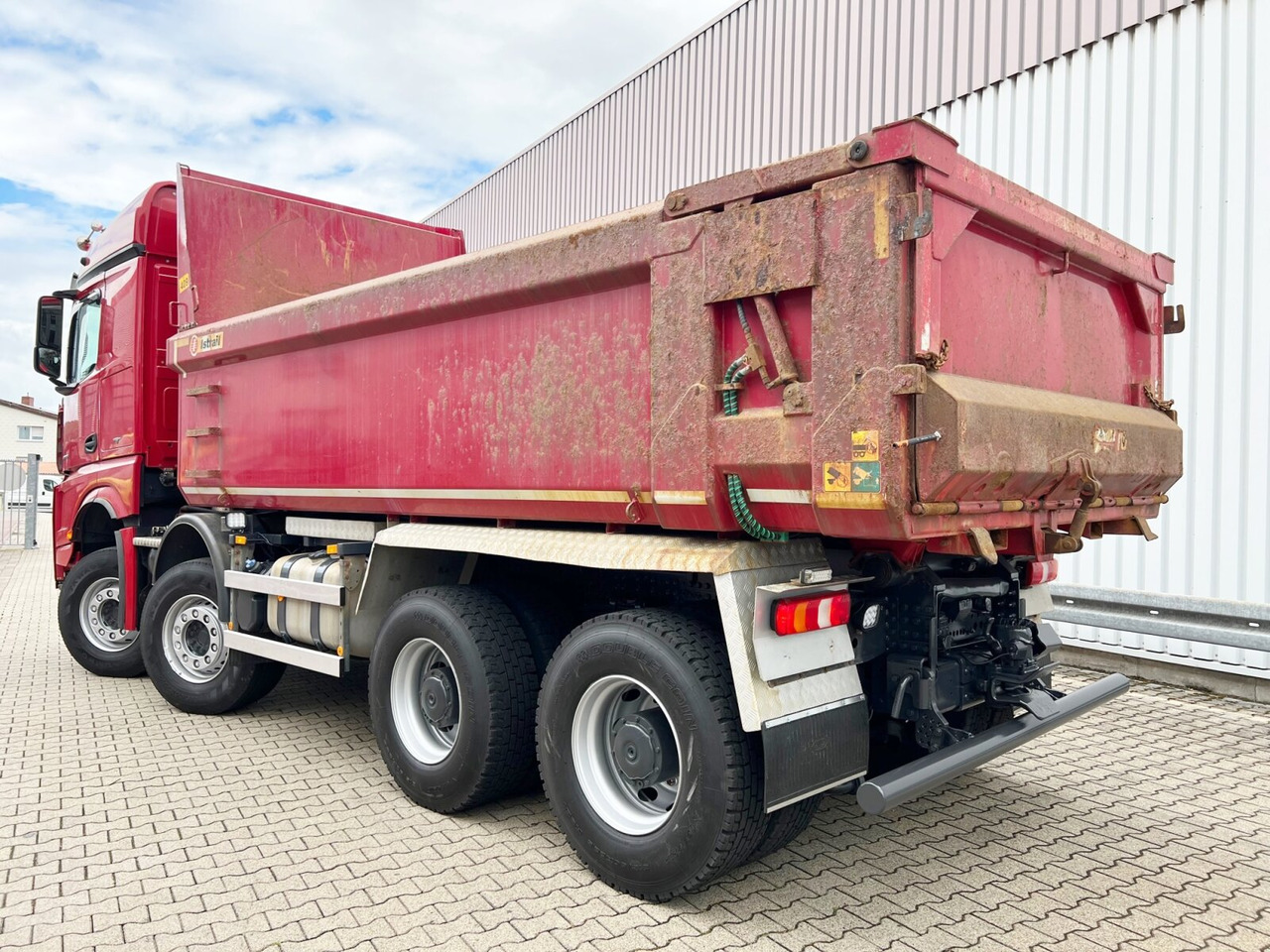 Mercedes-Benz Arocs 3263 8x4/4 Arocs 3263 8x4/4, Retarder, Stahlmulde ca.14m³, Hydr. Heckklappe в лизинг Mercedes-Benz Arocs 3263 8x4/4 Arocs 3263 8x4/4, Retarder, Stahlmulde ca.14m³, Hydr. Heckklappe: фото 11