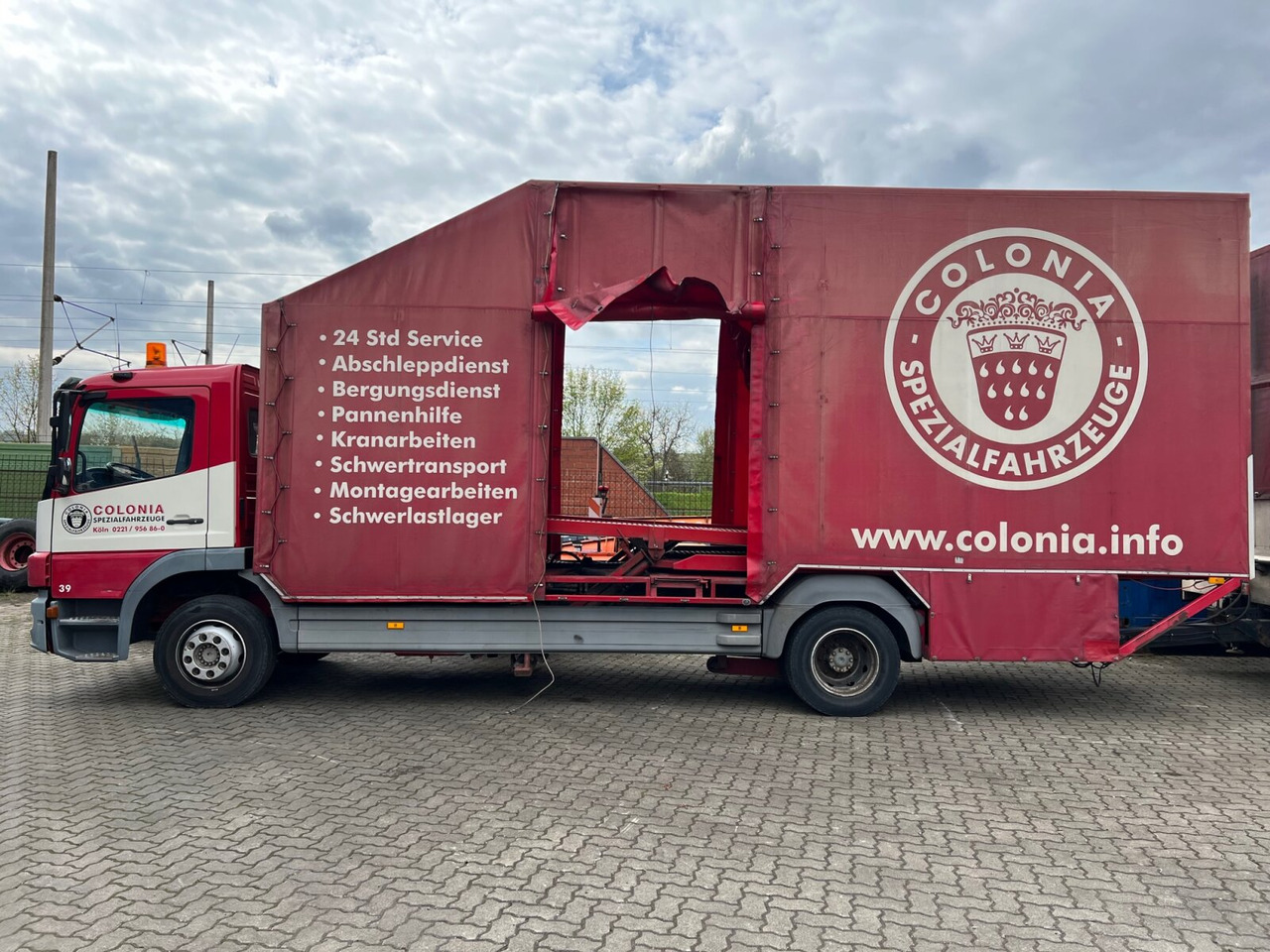 Mercedes-Benz Atego 1223 L 4x2 Atego 1223 L 4x2, Kompl. Zug, Lift- & Schiebeplateau, Funk - Автовоз: фото 3 Mercedes-Benz Atego 1223 L 4x2 Atego 1223 L 4x2, Kompl. Zug, Lift- & Schiebeplateau, Funk - Автовоз: фото 3
