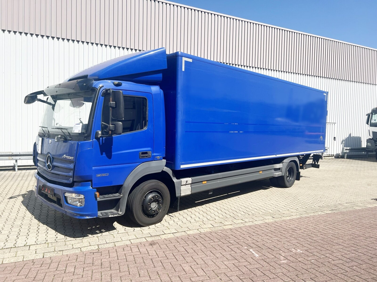 Mercedes-Benz Atego 1230 L 4x2 Atego 1230 L 4x2, LBW, Dautel, 1,5t - Грузовик с закрытым кузовом: фото 1 Mercedes-Benz Atego 1230 L 4x2 Atego 1230 L 4x2, LBW, Dautel, 1,5t - Грузовик с закрытым кузовом: фото 1