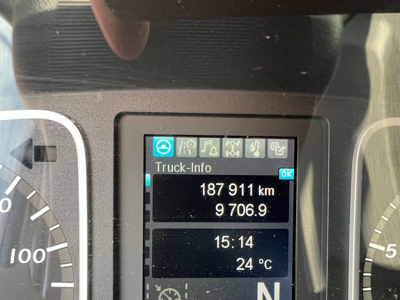 Mercedes-Benz Atego 818/23 L 4x2 Atego 818/23 L 4x2 mit Sörensen LBW - Тентованный грузовик: фото 5 Mercedes-Benz Atego 818/23 L 4x2 Atego 818/23 L 4x2 mit Sörensen LBW - Тентованный грузовик: фото 5