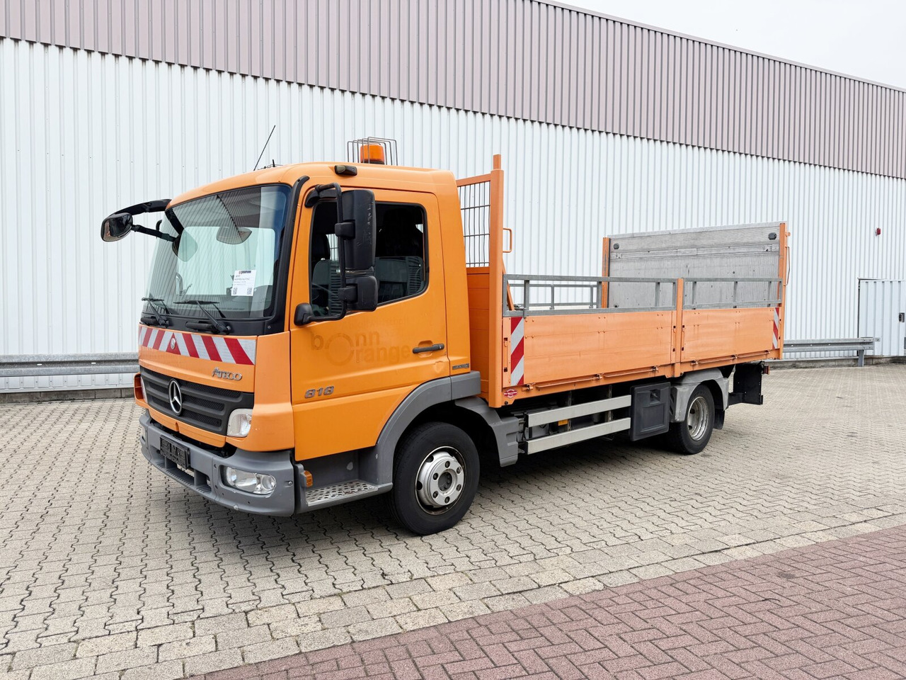 Mercedes-Benz Atego 818 4x2 Atego 818 4x2 mit LBW BÄR - Грузовик бортовой/ Платформа: фото 1 Mercedes-Benz Atego 818 4x2 Atego 818 4x2 mit LBW BÄR - Грузовик бортовой/ Платформа: фото 1